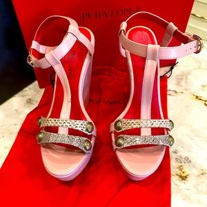 Pura Lo’pez pink Wedges. Never worn. NWOT